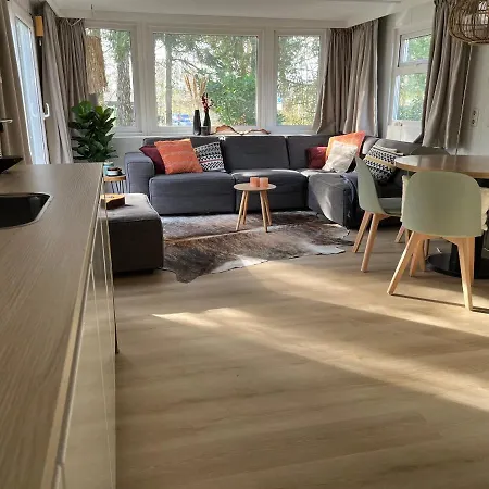 Bos Chalet In Op De Veluwe Casa de Férias *